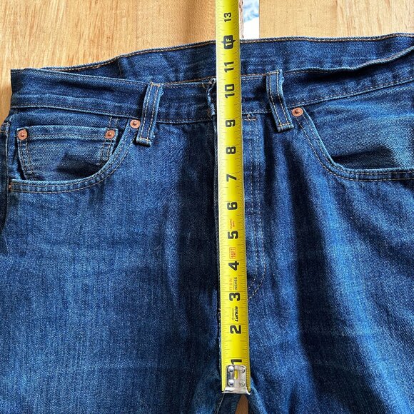 Levi's 501 button fly 32x30 - Picture 6 of 7